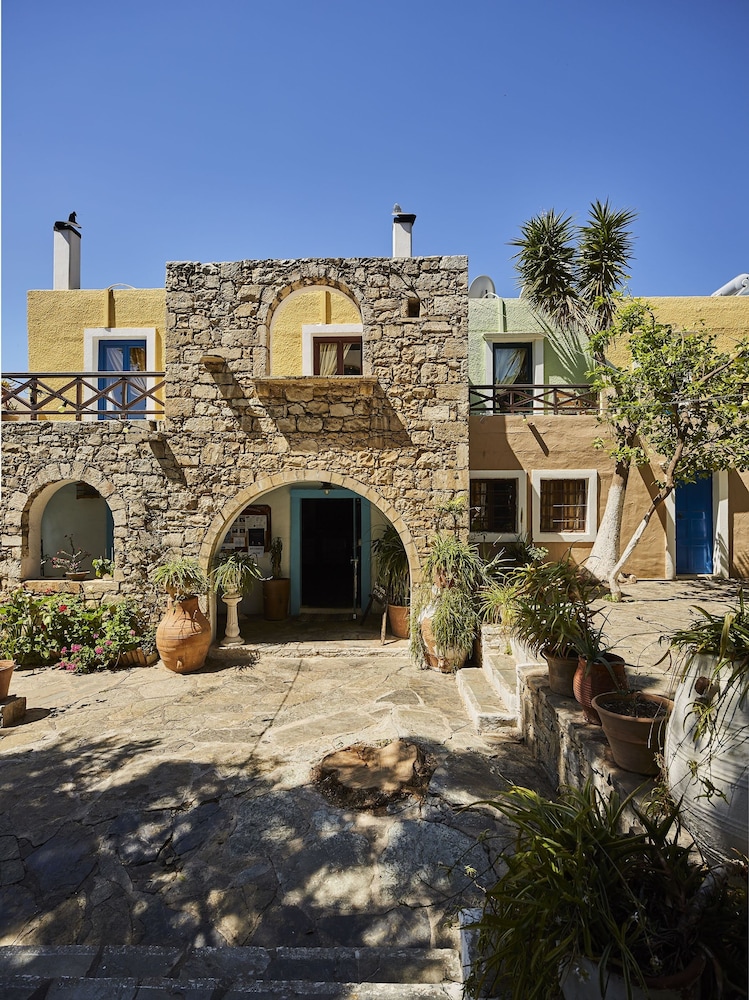 Arolithos Traditional Cretan Village - zdjęcie 5