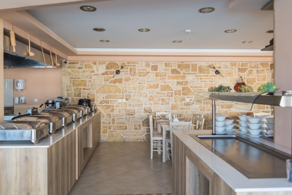 Maistrali Hotel Zante — Restaurant & bars in Tsilivi, Ionian Islands