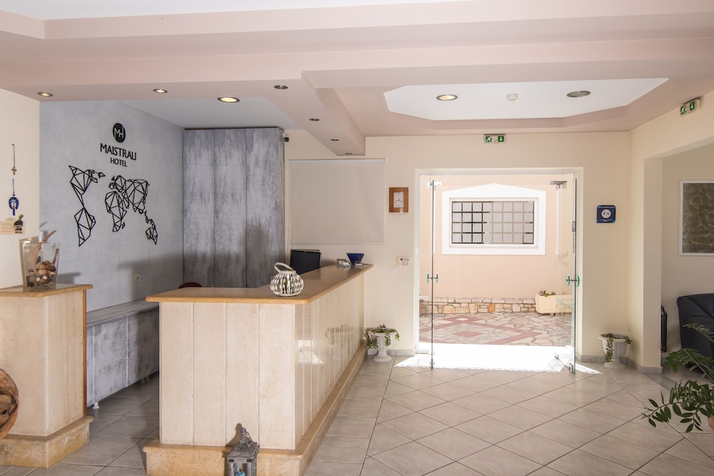 Maistrali Hotel Zante — Hotel building in Tsilivi, Ionian Islands
