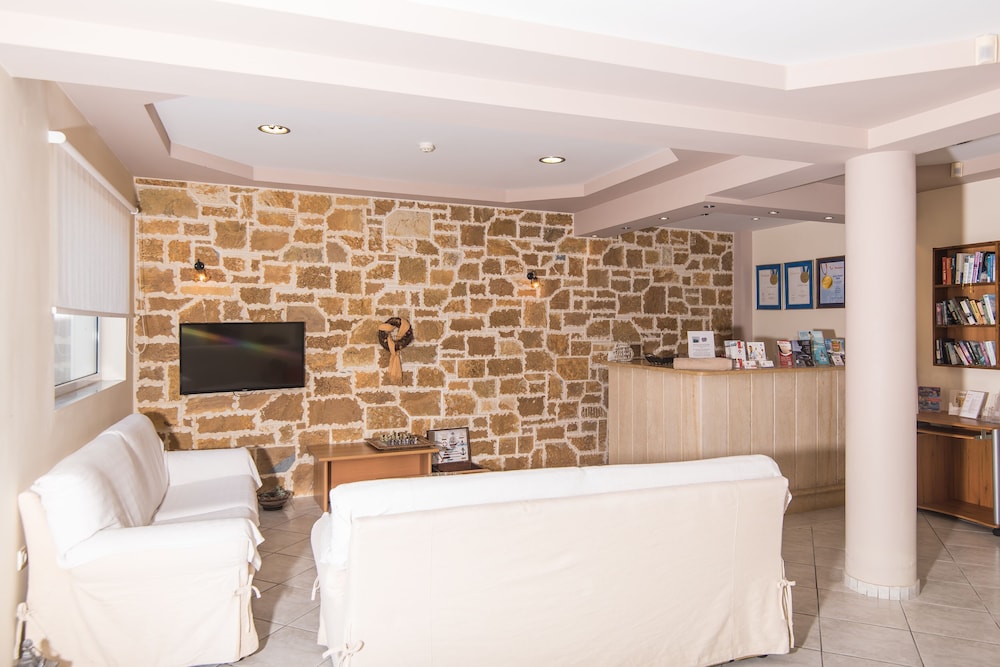 Maistrali Hotel Zante — Hotel building in Tsilivi, Ionian Islands