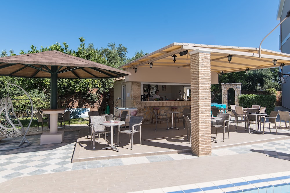 Maistrali Hotel Zante — Restaurant & bars in Tsilivi, Ionian Islands