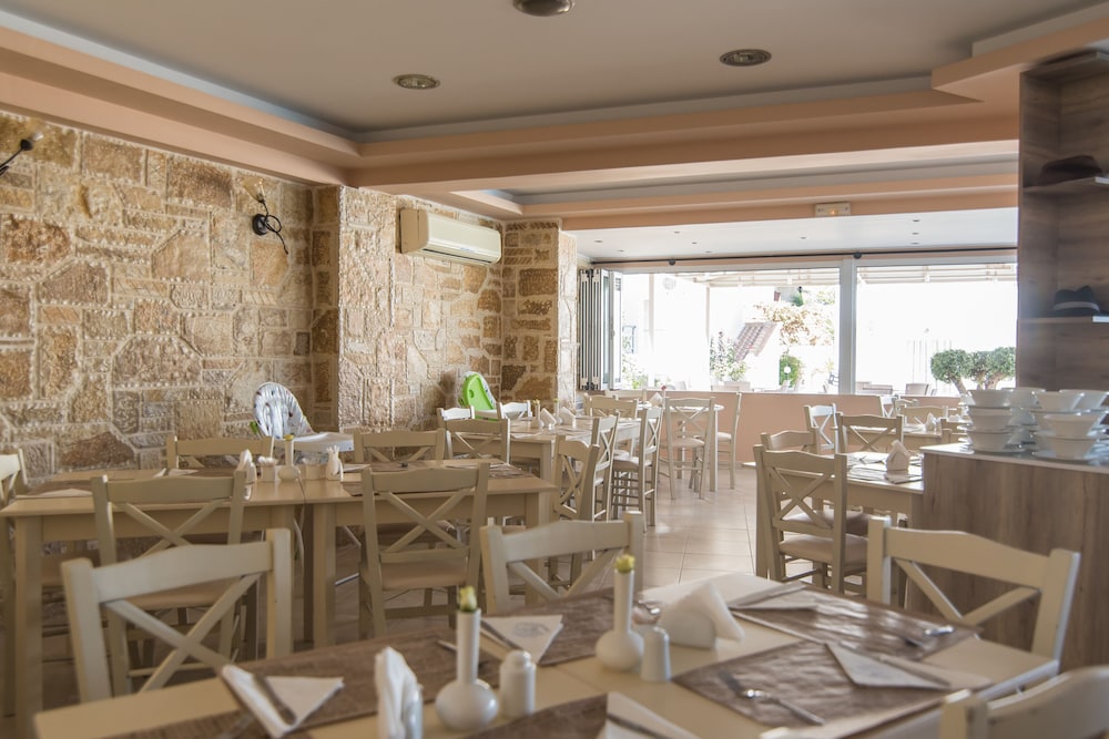 Maistrali Hotel Zante — Restaurant & bars in Tsilivi, Ionian Islands