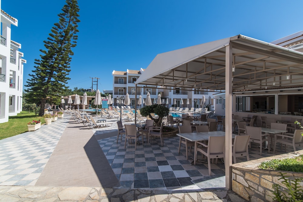Maistrali Hotel Zante — Restaurant & bars in Tsilivi, Ionian Islands