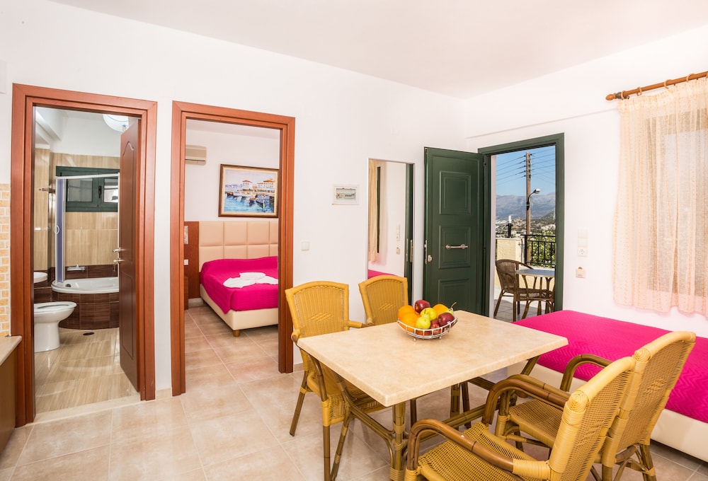 Mariamare apts — Hotel rooms in Stalida