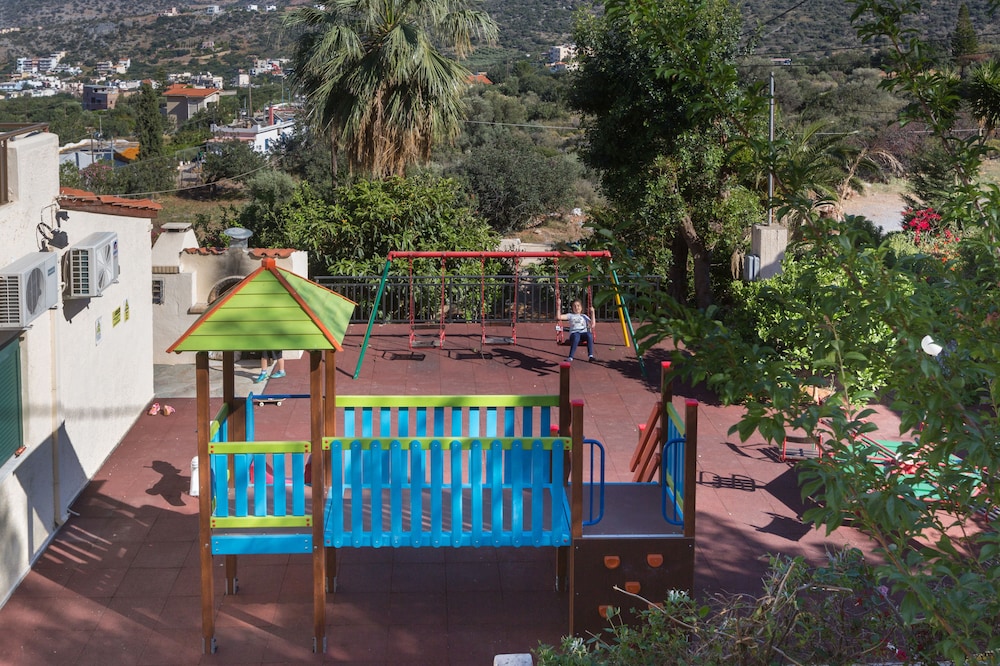 Mariamare apts — Attractions for children in Stalida