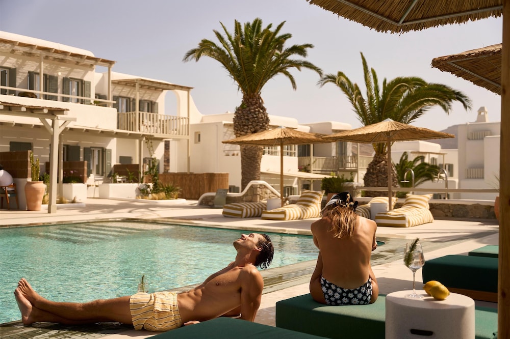 NUMO Mykonos Boutique Resort — Swimming pool in Kalafatis, South Aegean
