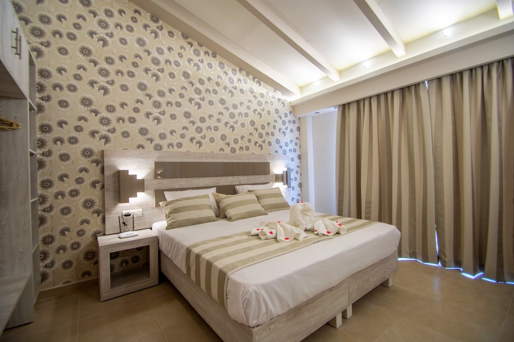Paradise Apartments — Hotel rooms in Laganas, Ionian Islands