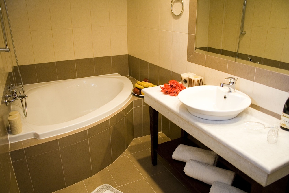 Paradise Apartments — Hotel rooms in Laganas, Ionian Islands