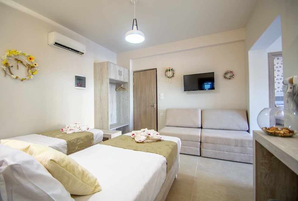 Paradise Apartments — Hotel rooms in Laganas, Ionian Islands