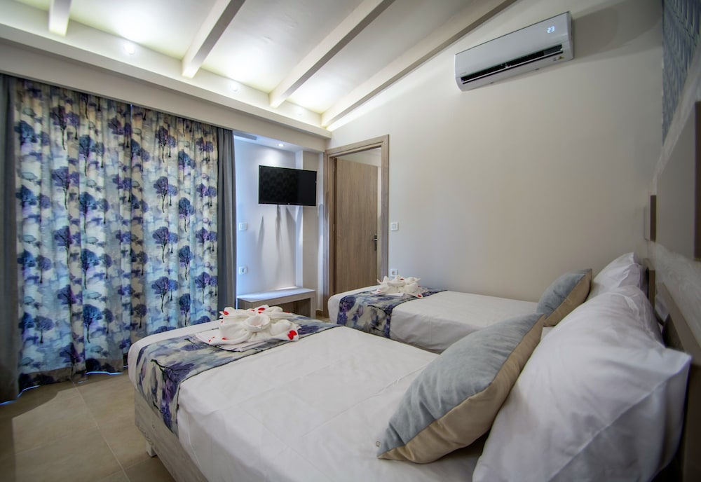 Paradise Apartments — Hotel rooms in Laganas, Ionian Islands
