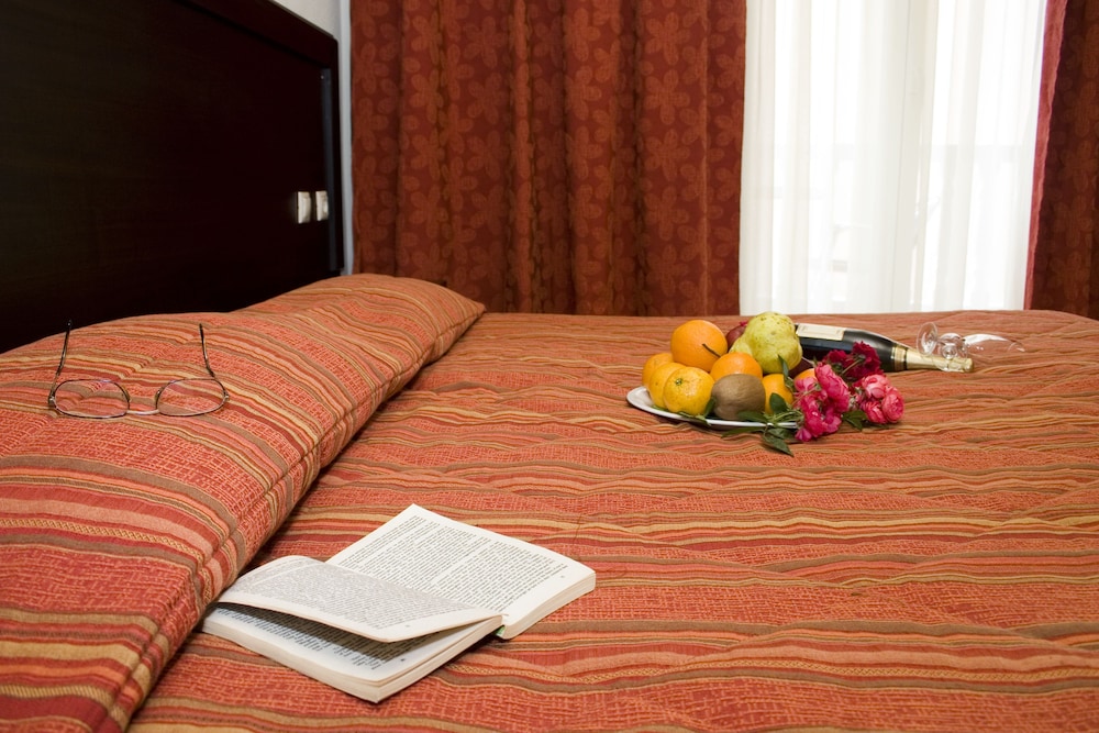 Paradise Apartments — Hotel rooms in Laganas, Ionian Islands