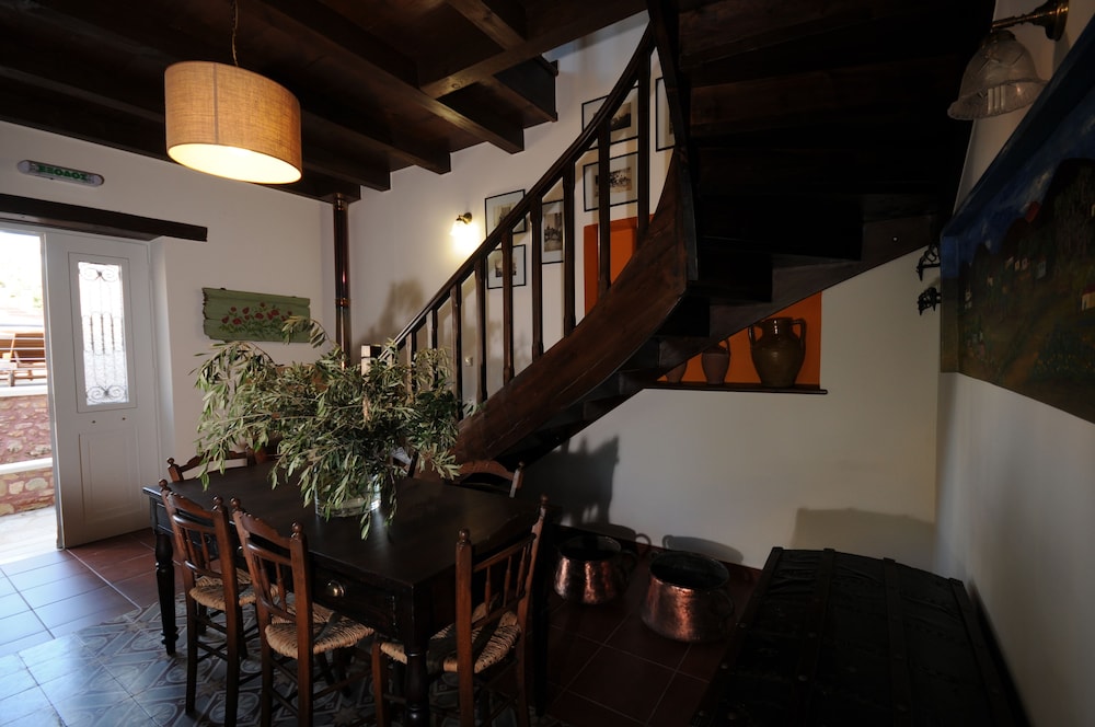 Metohi Georgila — Hotel rooms in Platanias