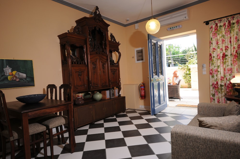Metohi Georgila — Hotel rooms in Platanias