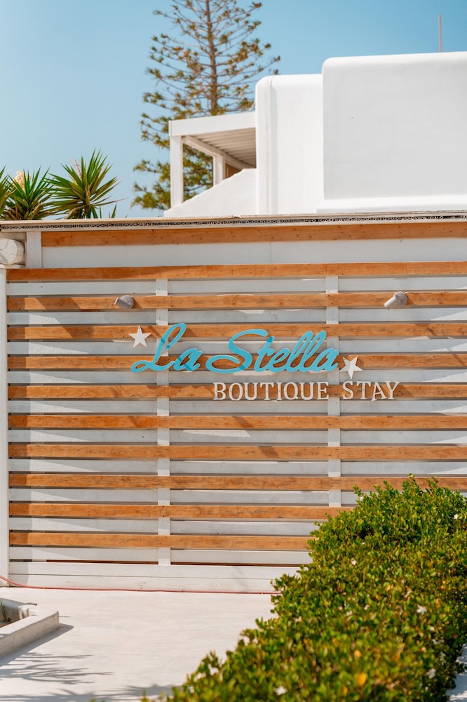 La Stella Stay — Hotel building in Glastros, South Aegean