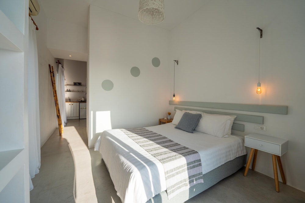 La Stella Stay — Hotel rooms in Glastros, South Aegean