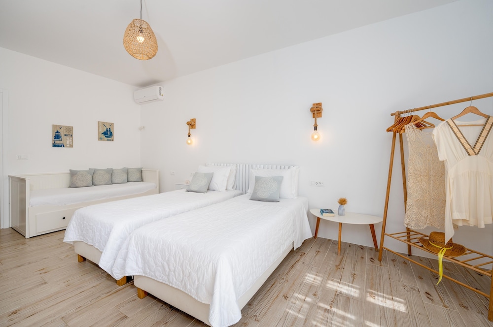 La Stella Stay — Hotel rooms in Glastros, South Aegean