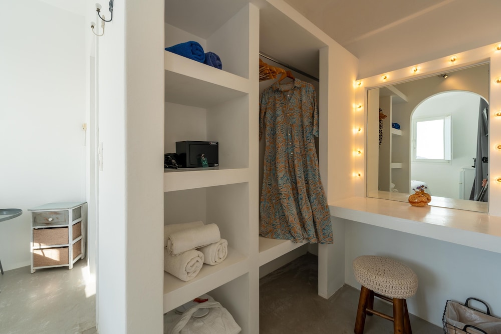 La Stella Stay — Hotel rooms in Glastros, South Aegean