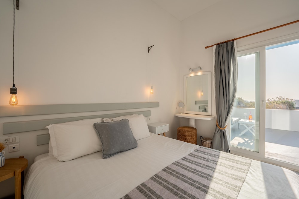 La Stella Stay — Hotel rooms in Glastros, South Aegean