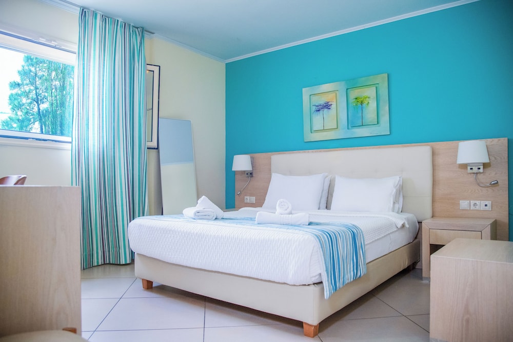 Princess Hotel — Hotel rooms in Lassi, Ionian Islands