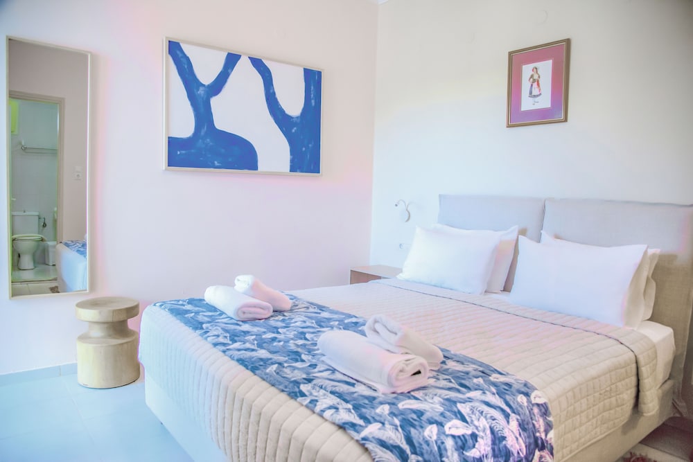 Princess Hotel — Hotel rooms in Lassi, Ionian Islands