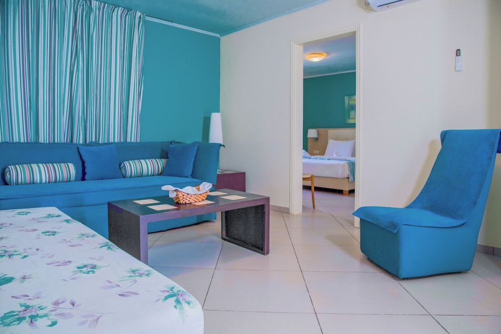 Princess Hotel — Hotel rooms in Lassi, Ionian Islands