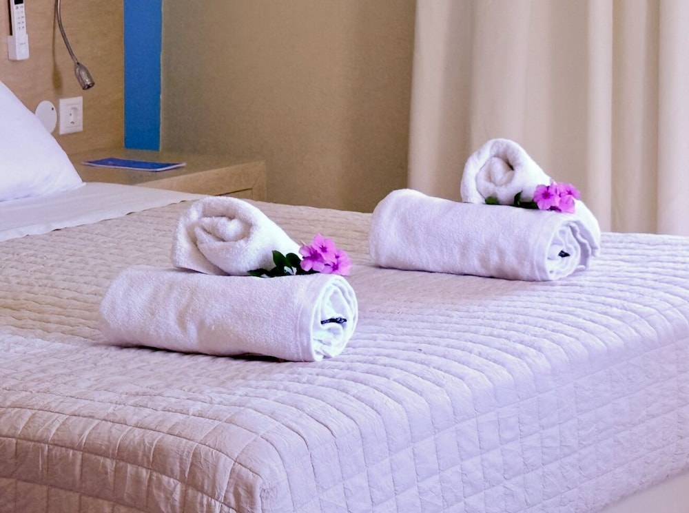 Princess Hotel — Hotel rooms in Lassi, Ionian Islands