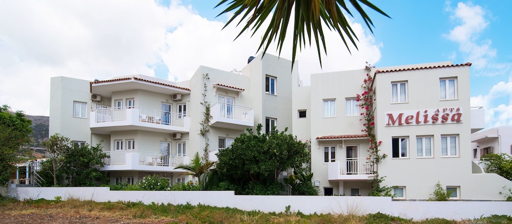 Melissa Apartments, Studios & Suites — Hotel building in Malia