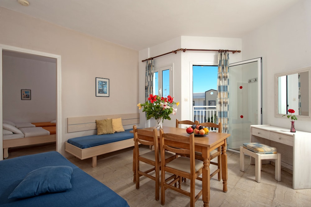 Melissa Apartments, Studios & Suites — Hotel rooms in Malia