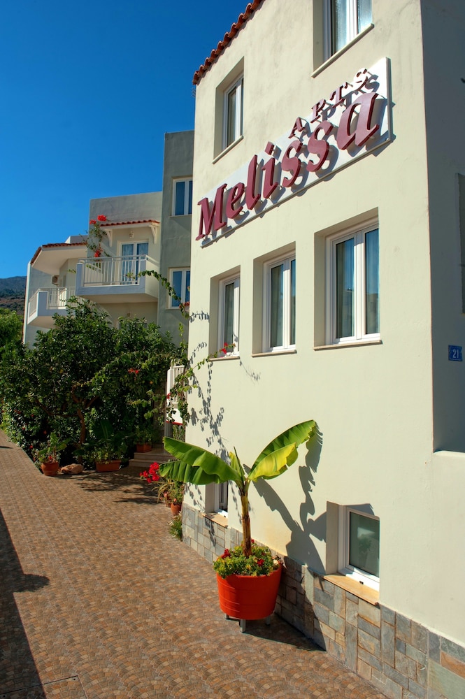 Melissa Apartments, Studios & Suites — Hotel building in Malia