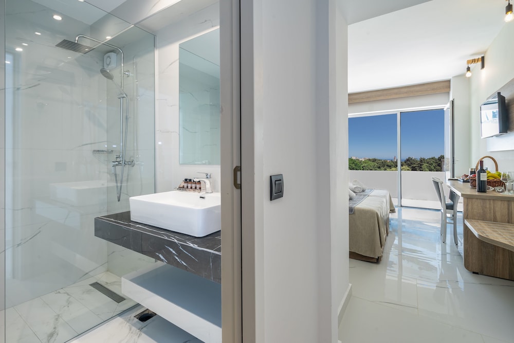 Castellum Suites — Hotel rooms in Rhodes Town, South Aegean