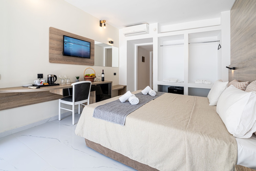 Castellum Suites — Hotel rooms in Rhodes Town, South Aegean