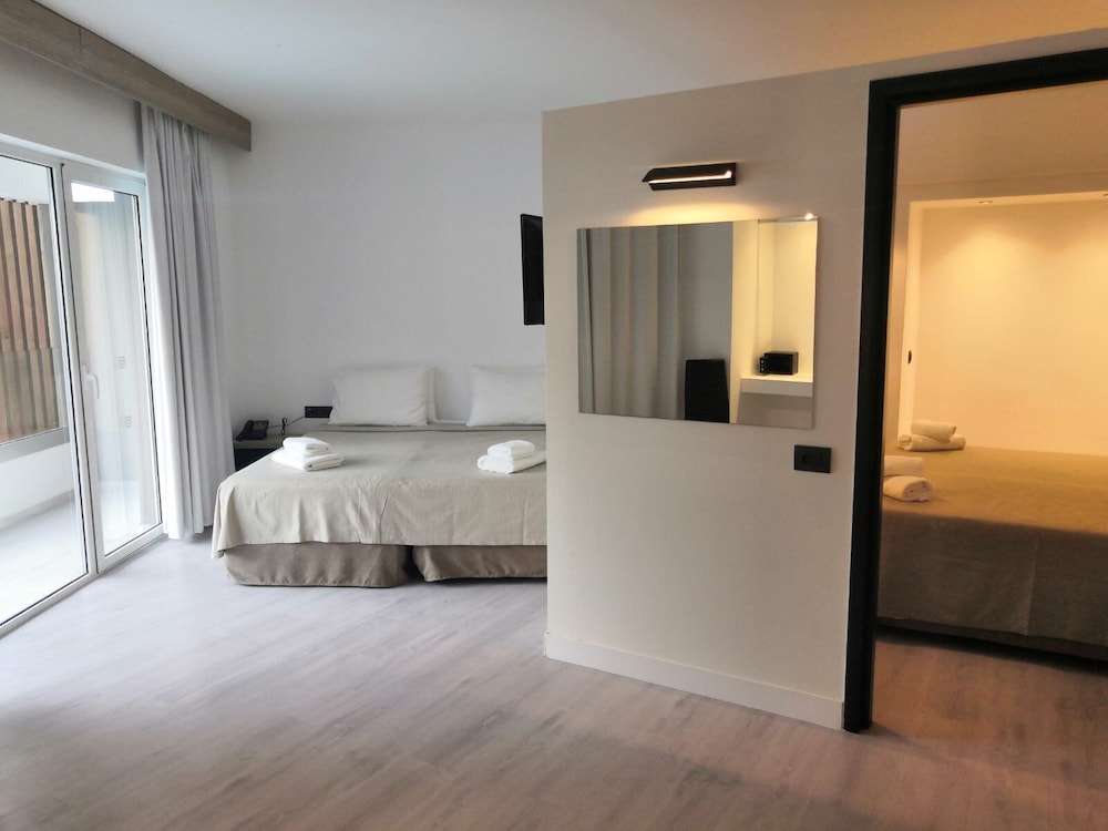 Castellum Suites — Hotel rooms in Rhodes Town, South Aegean