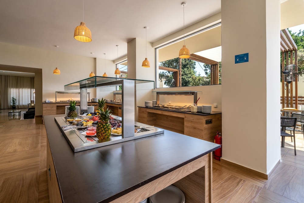 Castellum Suites — Restaurant & bars in Rhodes Town, South Aegean