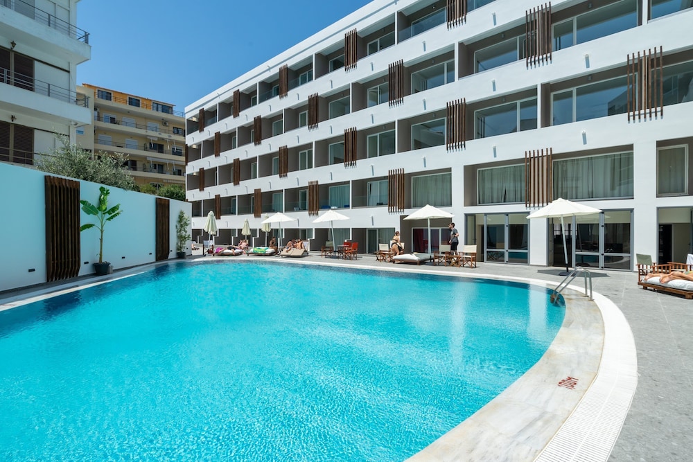 Castellum Suites — Swimming pool in Rhodes Town, South Aegean