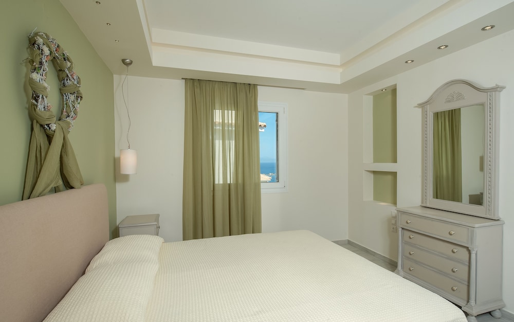 Erietta Aparthotel — Hotel rooms in Tsilivi, Ionian Islands