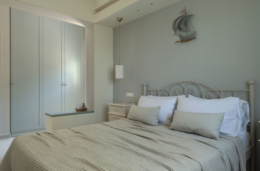Erietta Aparthotel — Hotel rooms in Tsilivi, Ionian Islands