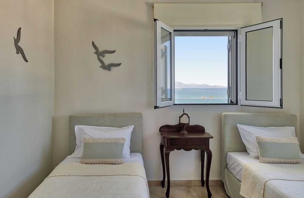 Erietta Aparthotel — Hotel rooms in Tsilivi, Ionian Islands