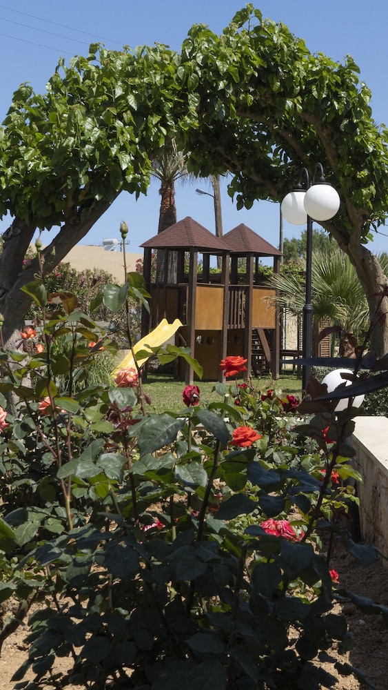 Maleme Mare Beach Resort Hotel — Attractions for children in Platanias