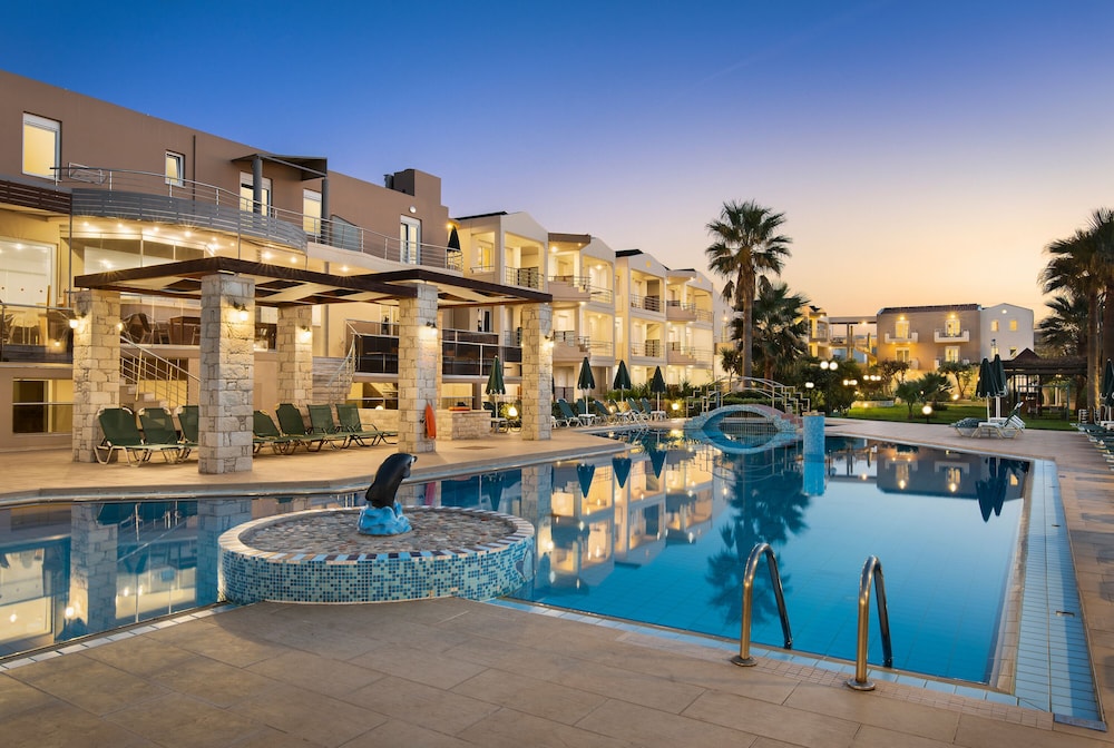 Maleme Mare Beach Resort Hotel — Main photo in Platanias