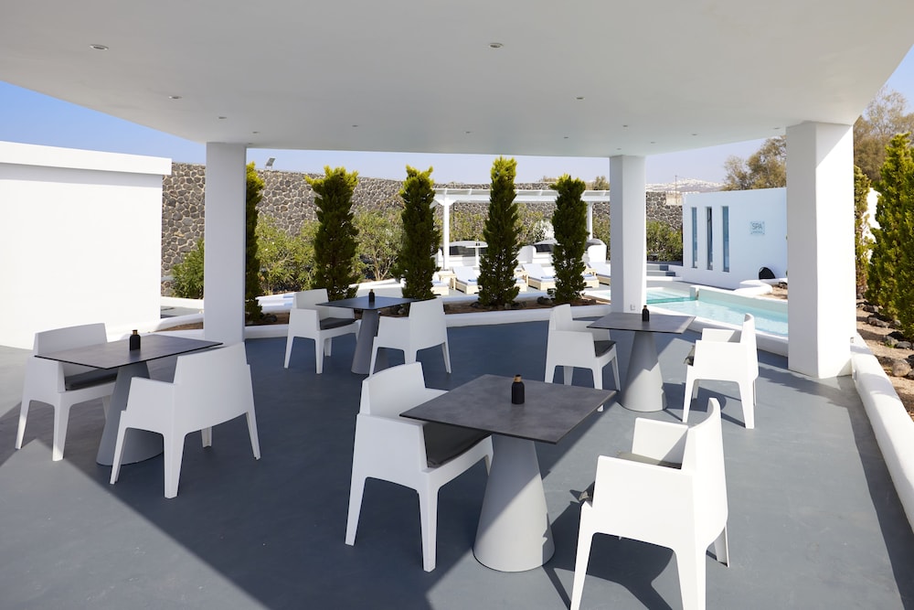 Santorini Princess Presidential Suites — Restaurant & bars in Akrotiri, South Aegean
