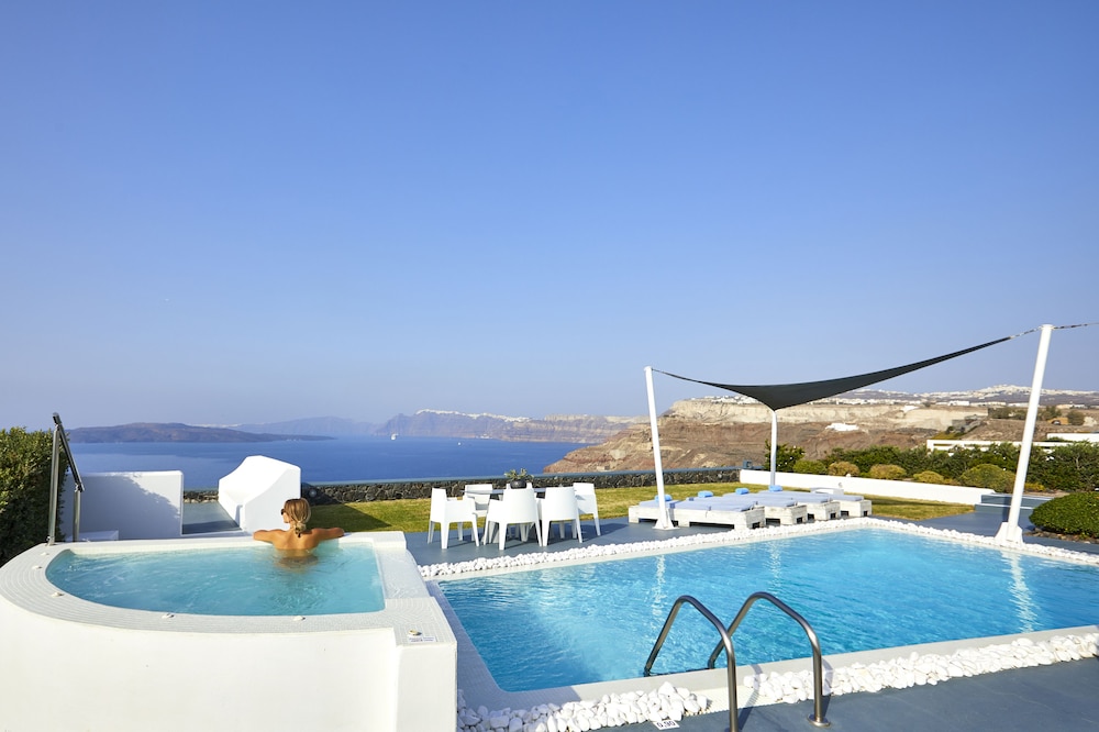 Santorini Princess Presidential Suites — Swimming pool in Akrotiri, South Aegean