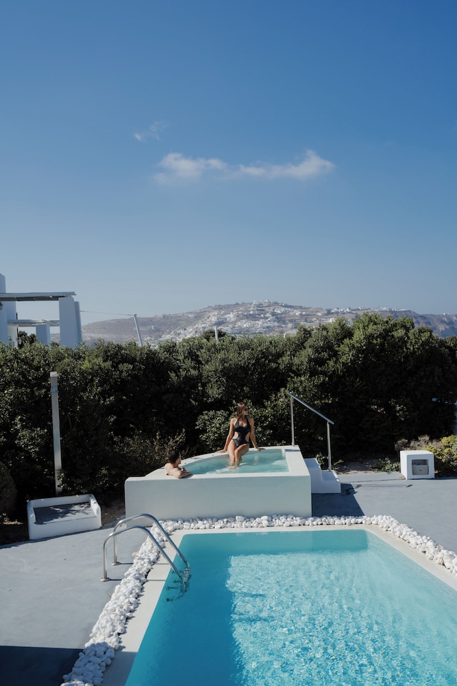 Santorini Princess Presidential Suites — Swimming pool in Akrotiri, South Aegean