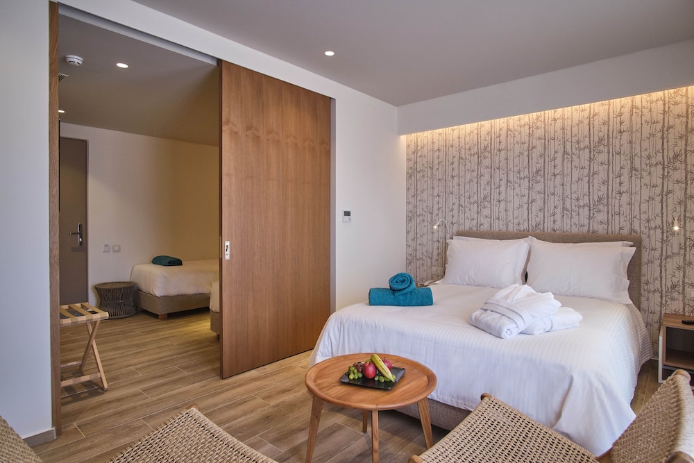 Utopia Blu — Hotel rooms in Tigaki, South Aegean