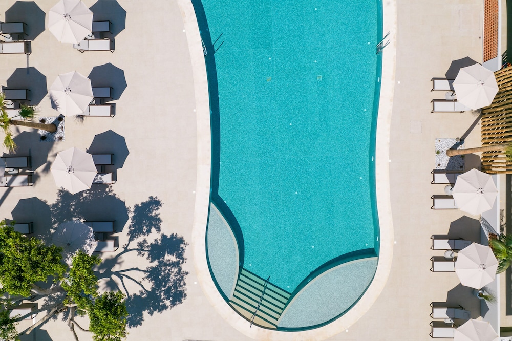Utopia Blu — Swimming pool in Tigaki, South Aegean