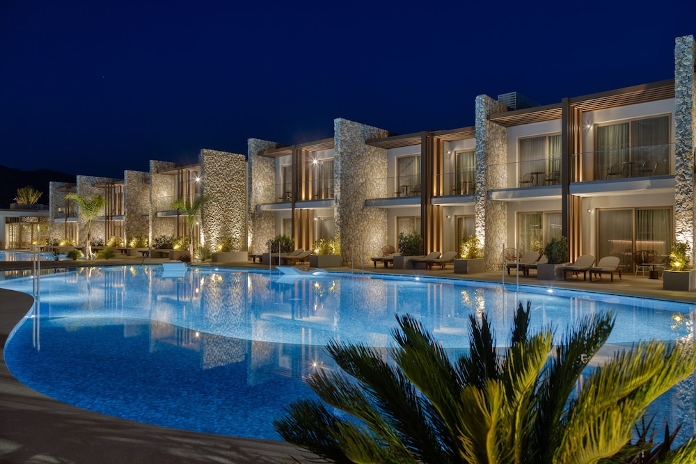 Utopia Blu — Hotel building in Tigaki, South Aegean