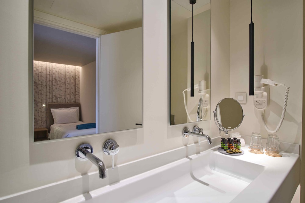 Utopia Blu — Hotel rooms in Tigaki, South Aegean