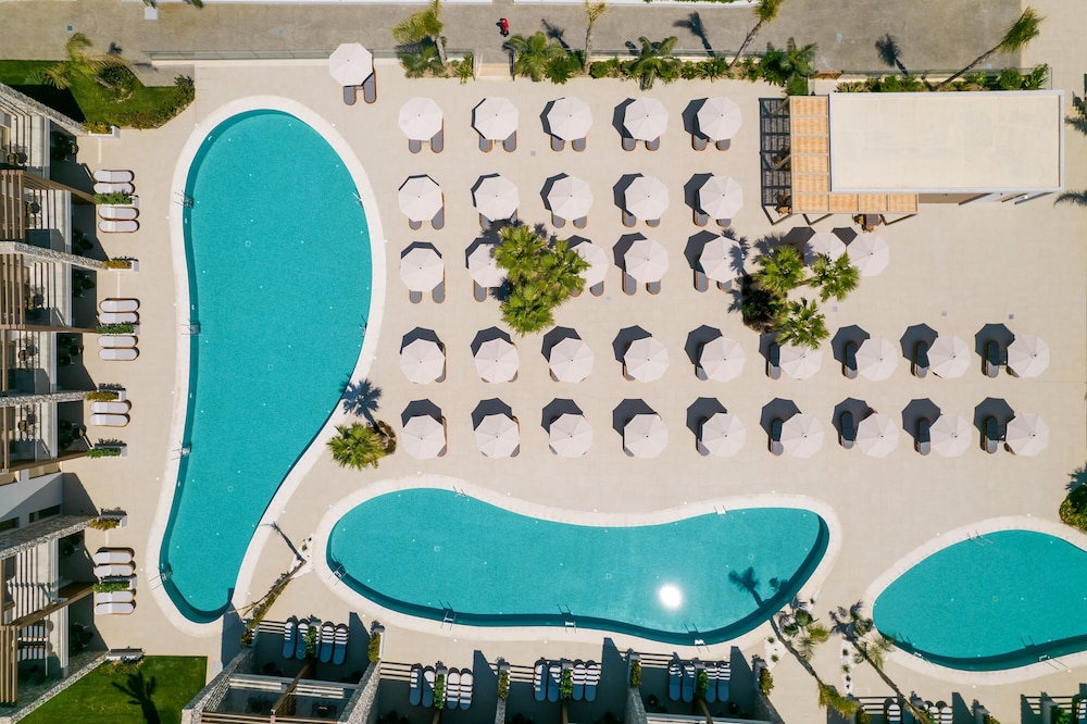 Utopia Blu — Swimming pool in Tigaki, South Aegean