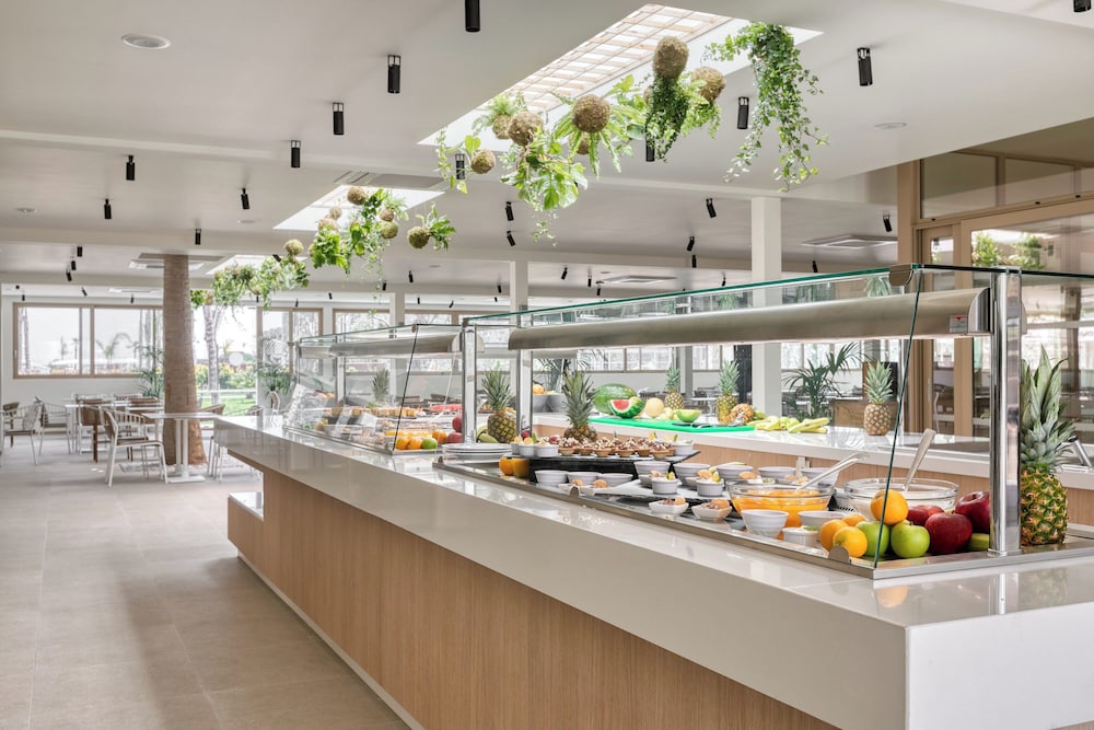 Utopia Blu — Restaurant & bars in Tigaki, South Aegean