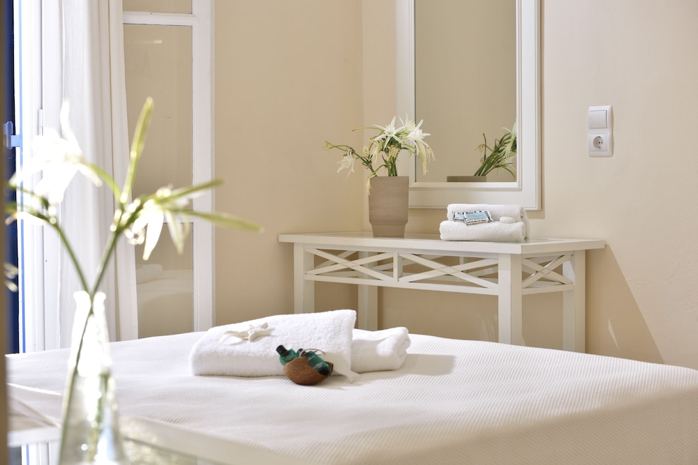 Erato Hotel Mykonos — Spa in Ornos, South Aegean