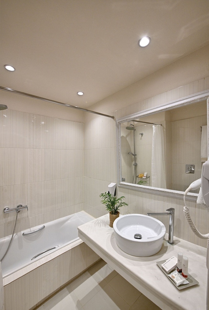 Erato Hotel Mykonos — Hotel rooms in Ornos, South Aegean